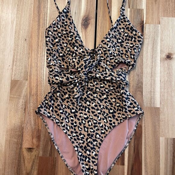 Aerie Leopard Print One-Piece Swimsuit - Picture 1 of 4